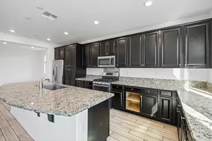 9362 Bear Grass Cir, Sacramento, CA 95829 - Photo 8