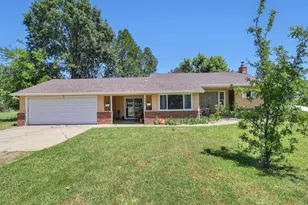 10503 Wilton Rd, Elk Grove, CA 95624 - Photo 2