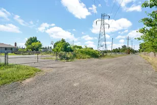 6515 W 4th St, Rio Linda, CA 95673 - Photo 12