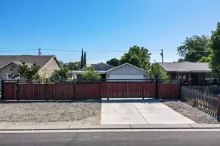 5467 9th St, Keyes, CA 95328 - Photo 4