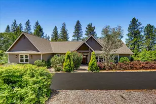 10213 Evergreen Ranch Ct, Grass Valley, CA 95949 - Photo 2