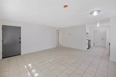 2251 E Clay Avenue, Fresno, CA 93701 - Photo 8