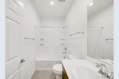 7447 Darque Way, Elk Grove, CA 95757 - Photo 18