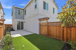 1530 N Central Pkwy, Mountain House, CA 95391 - Photo 12
