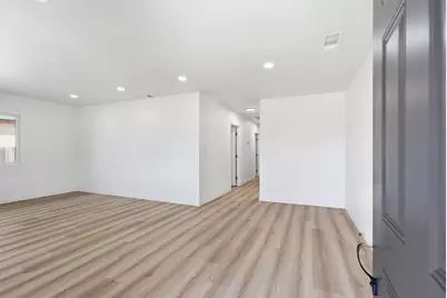 201 Barozzi Avenue, Modesto, CA 95351 - Photo 14