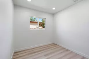 201 Barozzi Ave, Modesto, CA 95351 - Photo 20