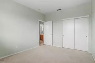 2911 Macon Dr, Sacramento, CA 95835 - Photo 20