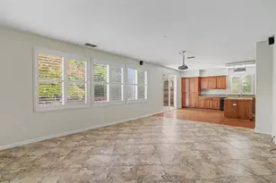 2911 Macon Dr, Sacramento, CA 95835 - Photo 12