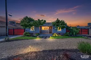 634 E Harney Ln, Lodi, CA 95242 - Photo 2