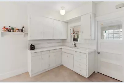 1911 20th Street, Sacramento, CA 95811 - Photo 32