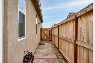 1696 Firebrite Court, Hughson, CA 95326 - Photo 26