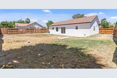 855 Place, Los Banos, CA 93625 - Photo 18