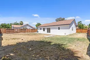 855 Pl, Los Banos, CA 93625 - Photo 18