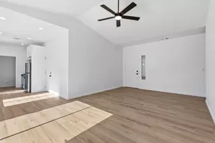 855 Pl, Los Banos, CA 93625 - Photo 4