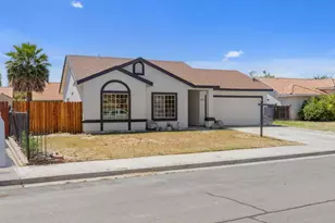 855 Pl, Los Banos, CA 93625 - Photo 2