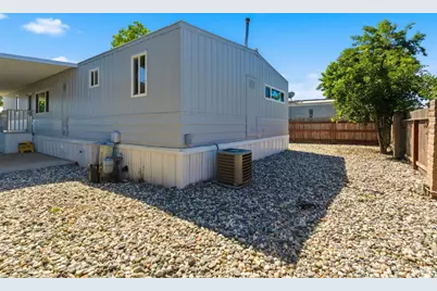 N Hwy 99 #24, Stockton, CA 95212 - Photo 32