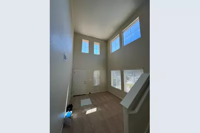 17359 Stone Celler Way, Lathrop, CA 95330 - Photo 4