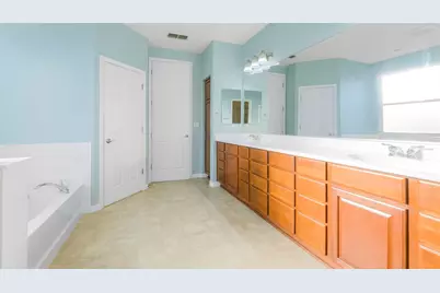 9668 Sea Cliff Way, Elk Grove, CA 95758 - Photo 20