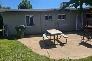 5309 56th St, Sacramento, CA 95820 - Photo 12