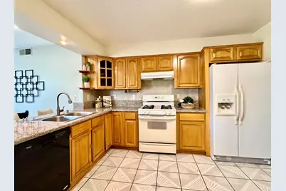3214 N Trentwood Way, Sacramento, CA 95822 - Photo 8