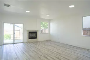 8226 Windmill Oaks Pl, Antelope, CA 95843 - Photo 8