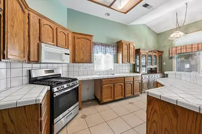 1165 Portola Valley Road, Yuba City, CA 95993 - Photo 18