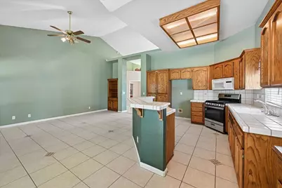 1165 Portola Valley Road, Yuba City, CA 95993 - Photo 14
