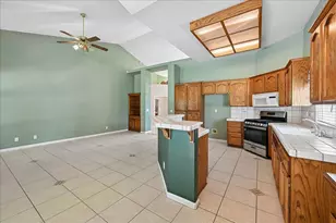 1165 Portola Valley Rd, Yuba City, CA 95993 - Photo 14