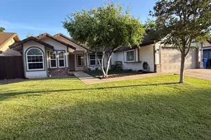 630 Germaine Dr, Galt, CA 95632 - Photo 2