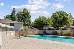 4512 Greenholme Dr, Sacramento, CA 95842 - Photo 36