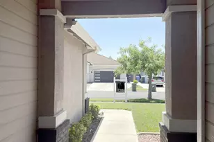 2219 Autumn Moon Way, Turlock, CA 95382 - Photo 6