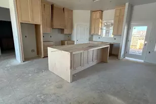 21250 E Del Monte Rd, Madera, CA 93638 - Photo 10