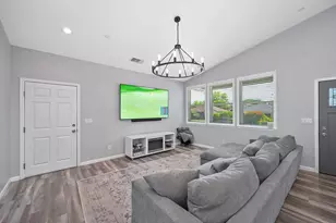 403 Niles Ave, Roseville, CA 95678 - Photo 10