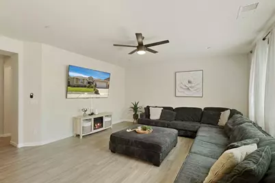 17195 Rail Way, Lathrop, CA 95330 - Photo 20