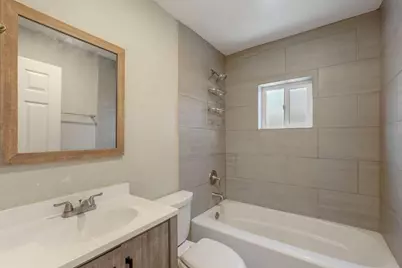 1628 N Golden Gate, Stockton, CA 95205 - Photo 18