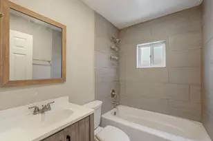 1628 N Golden Gate, Stockton, CA 95205 - Photo 18