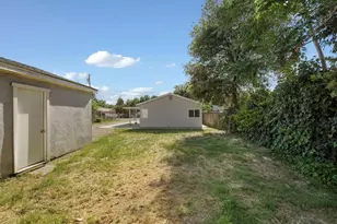 1628 N Golden Gate, Stockton, CA 95205 - Photo 28