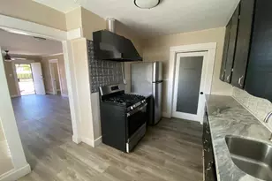 112 Almond Ave, Modesto, CA 95354 - Photo 10
