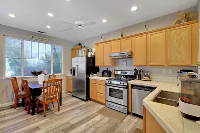2375 Michigan Court, Yuba City, CA 95991 - Photo 10