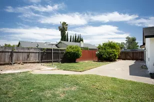 6817 Sandrock, Sacramento, CA 95828 - Photo 46