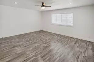 6817 Sandrock, Sacramento, CA 95828 - Photo 38