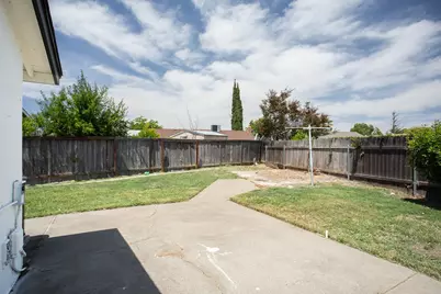 6817 Sandrock, Sacramento, CA 95828 - Photo 52