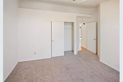 7004 Springmont Dr, Elk Grove, CA 95758 - Photo 22