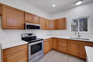8582 Daken Cir, Brownsville, CA 95919 - Photo 16