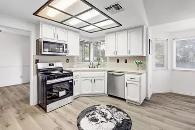 8536 Cord Way, Sacramento, CA 95828 - Photo 18