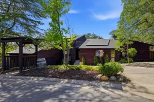 2873 King Edward Dr, El Dorado Hills, CA 95762 - Photo 2