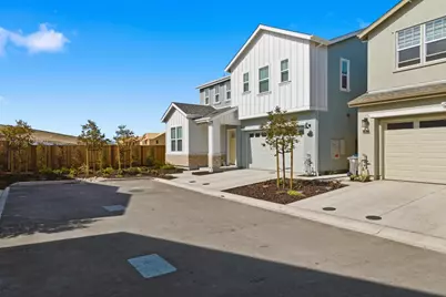 1522 E Walsh Avenue, Dublin, CA 94568 - Photo 2