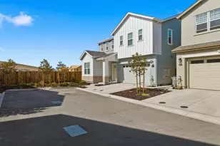 1522 E Walsh Ave, Dublin, CA 94568 - Photo 2