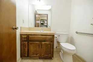 1009 Riesling Dr, Modesto, CA 95351 - Photo 20