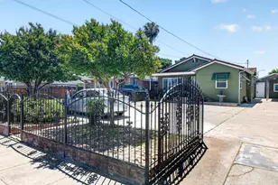 406 E Edison St, Manteca, CA 95336 - Photo 4